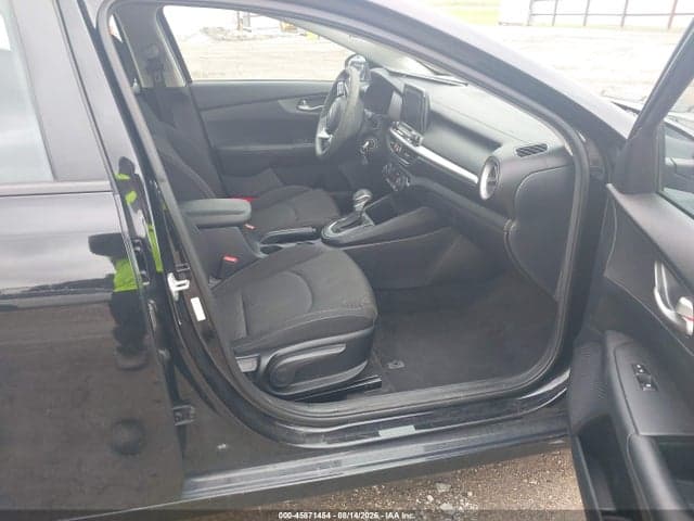 2019 KIA FORTE FE 5
