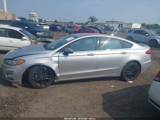 2019 FORD FUSION SE 14