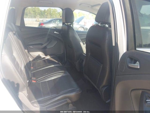 2017 FORD ESCAPE TITANIUM 8