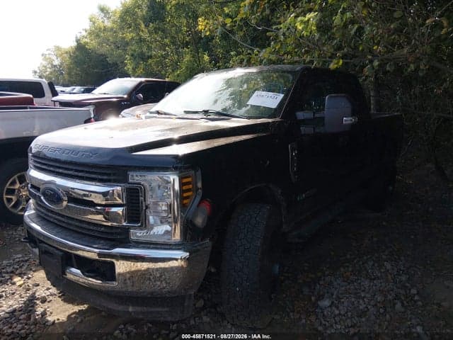 2019 FORD F-250 XLT 2