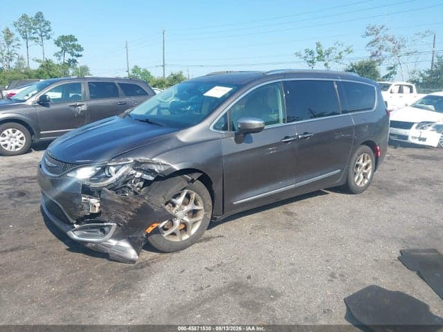 2017 CHRYSLER PACIFICA LIMITED 2