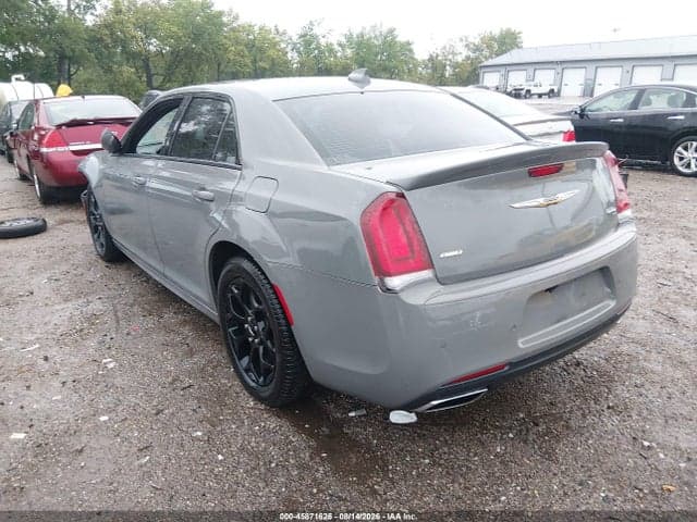 2018 CHRYSLER 300 300S AWD 3