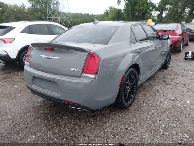 2018 CHRYSLER 300 300S AWD 4