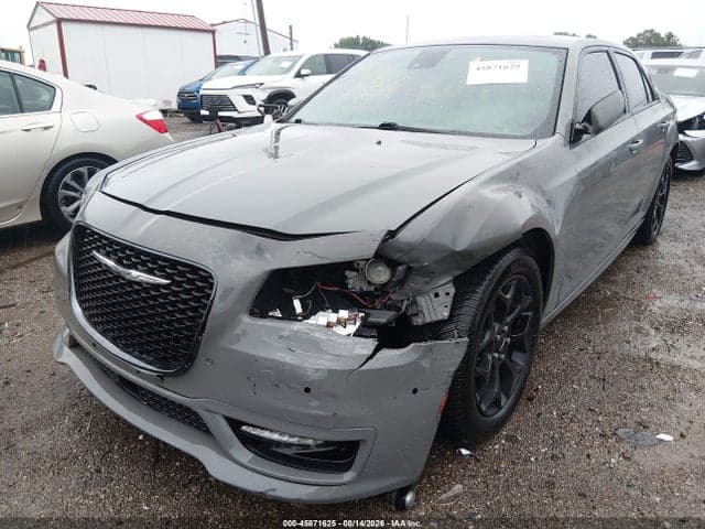 2018 CHRYSLER 300 300S AWD 6