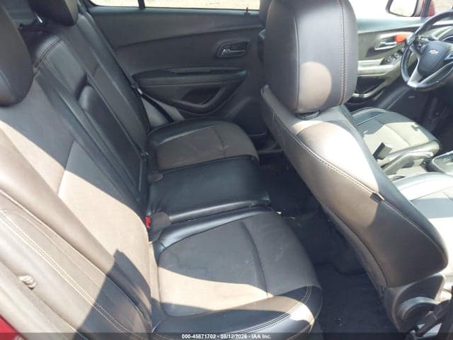 2017 CHEVROLET TRAX LT 8
