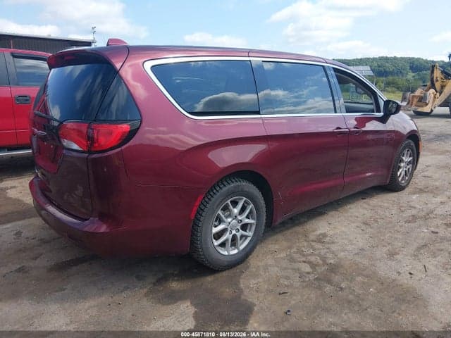2017 CHRYSLER PACIFICA TOURING 4