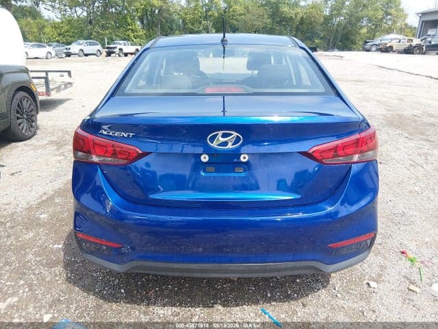 2019 HYUNDAI ACCENT SE 17