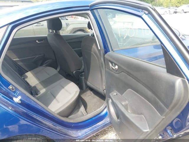 2019 HYUNDAI ACCENT SE 8