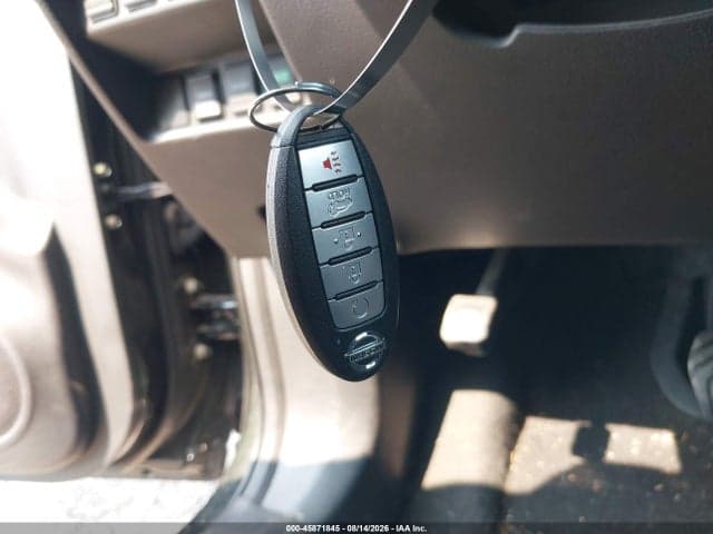 2019 NISSAN ROGUE SV 11