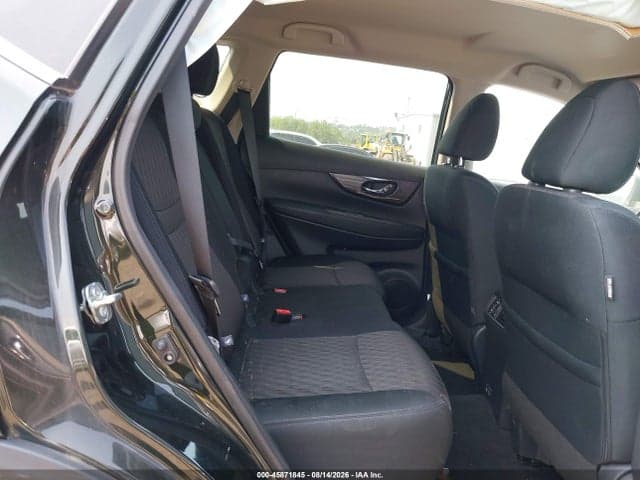 2019 NISSAN ROGUE SV 8