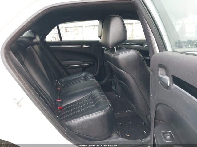 2017 CHRYSLER 300 300S AWD 8