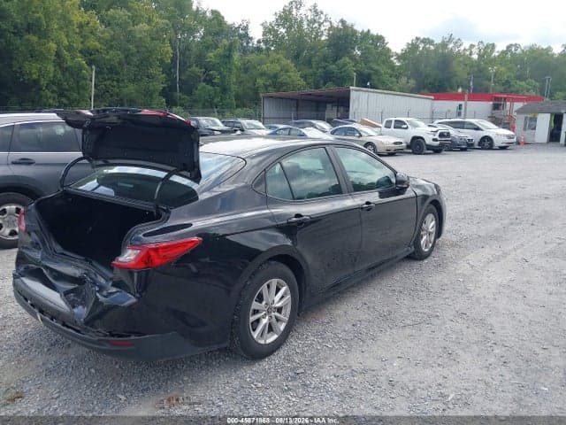 2025 TOYOTA CAMRY LE 4