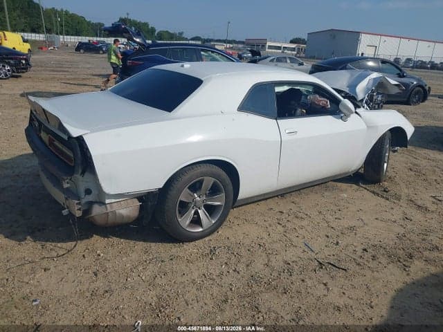 2019 DODGE CHALLENGER SXT 4