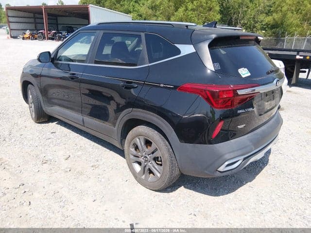 2021 KIA SELTOS S 3