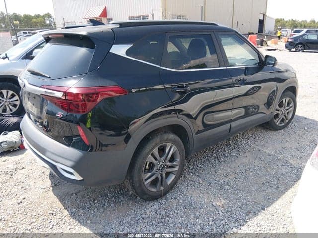 2021 KIA SELTOS S 4