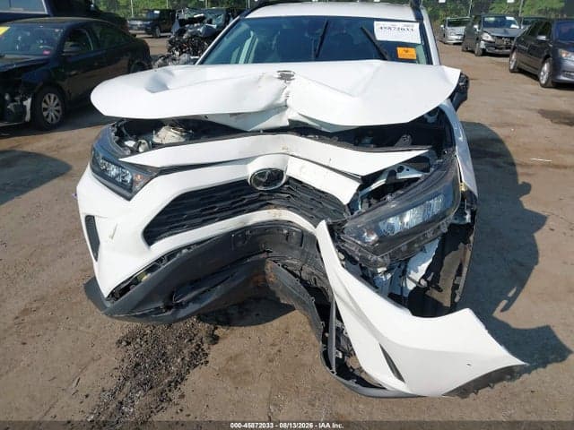 2021 TOYOTA RAV4 LE 6