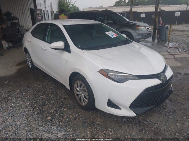 2017 TOYOTA COROLLA LE 1