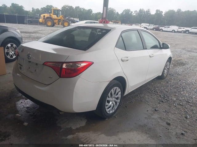 2017 TOYOTA COROLLA LE 4