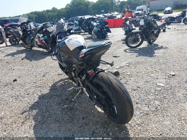 2023 BMW S 1000 RR 3