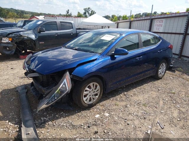 2019 HYUNDAI ELANTRA SE 2