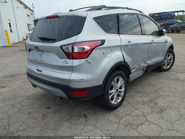 2018 FORD ESCAPE SE 4