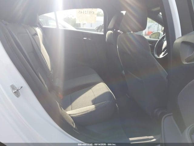 2018 CHEVROLET CRUZE LT AUTO 8