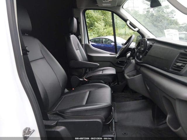 2023 FORD TRANSIT-250 5
