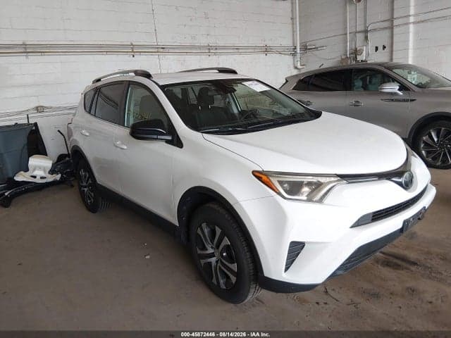 2018 TOYOTA RAV4 LE 1