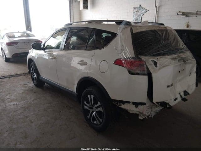 2018 TOYOTA RAV4 LE 3