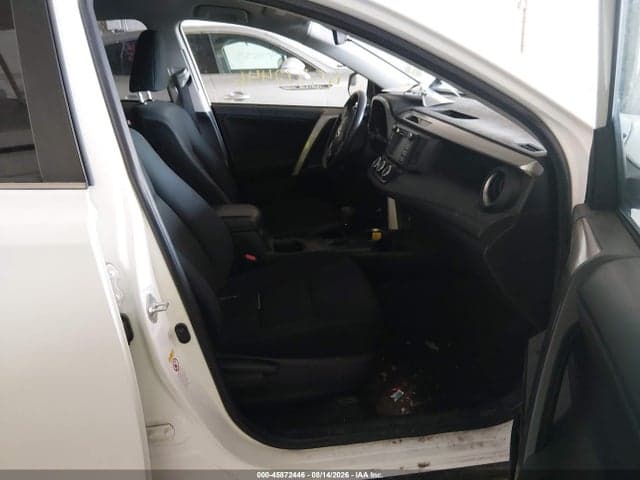 2018 TOYOTA RAV4 LE 5
