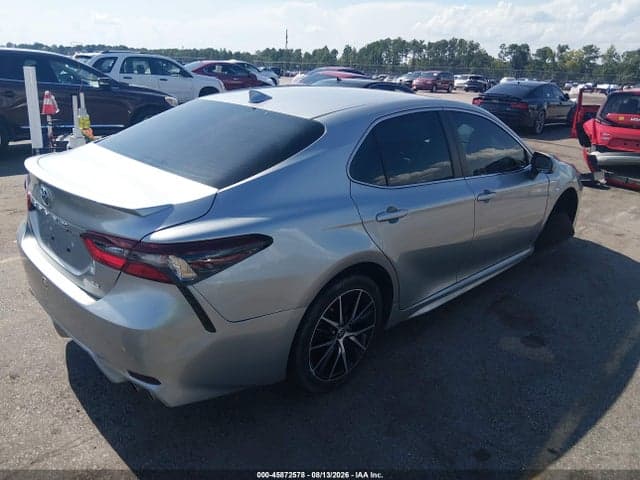 2023 TOYOTA CAMRY SE 4