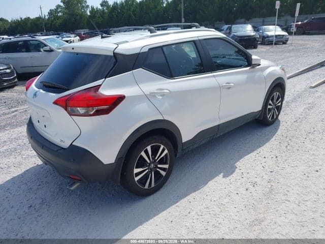 2020 NISSAN KICKS SV XTRONIC CVT 4