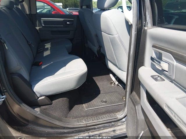 2019 RAM 1500 CLASSIC SLT 4X2 6'4 BOX 8