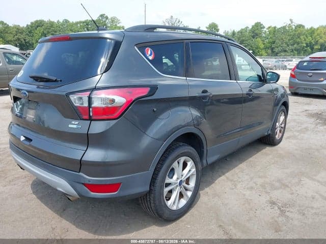 2017 FORD ESCAPE SE 4