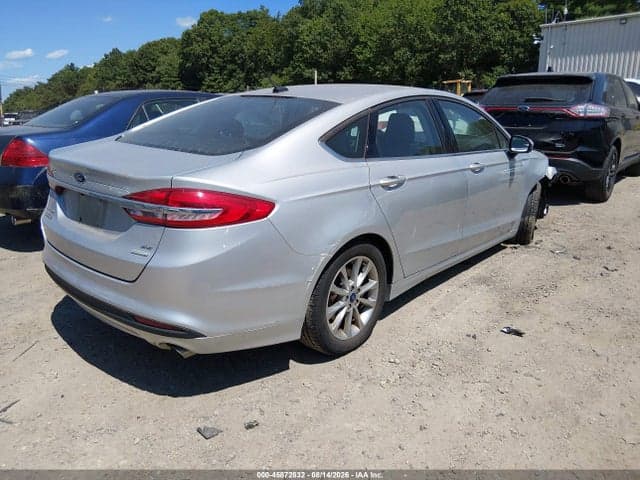 2017 FORD FUSION SE 4