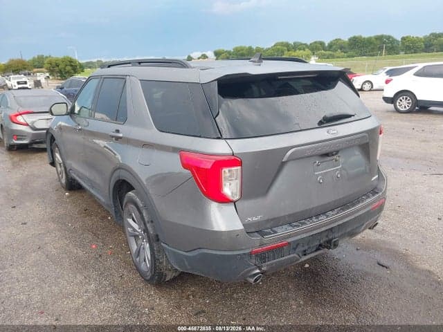 2023 FORD EXPLORER XLT 3