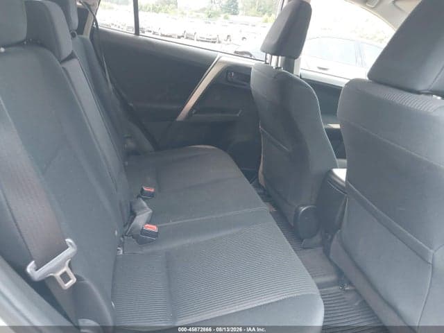 2017 TOYOTA RAV4 LE 8