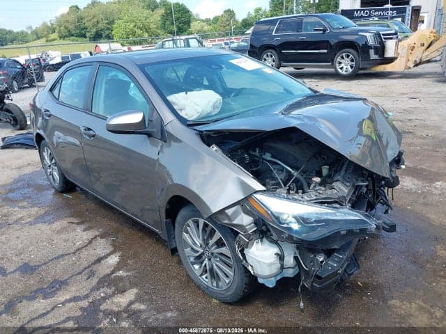 2018 TOYOTA COROLLA XLE 1
