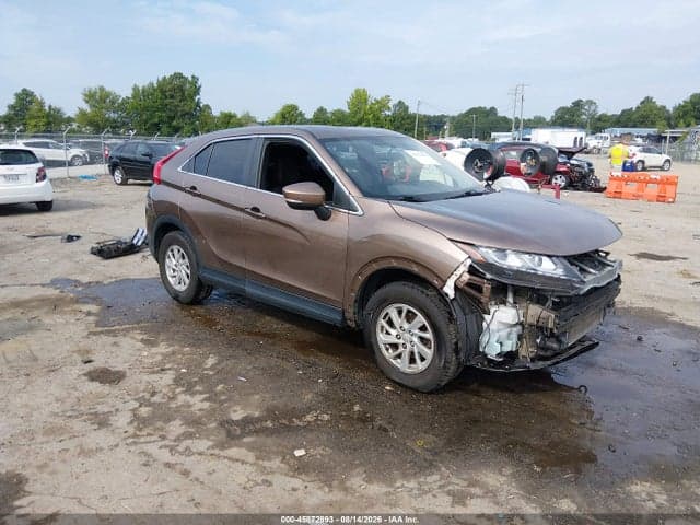 2019 MITSUBISHI ECLIPSE CROSS ES 1