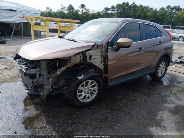 2019 MITSUBISHI ECLIPSE CROSS ES 2