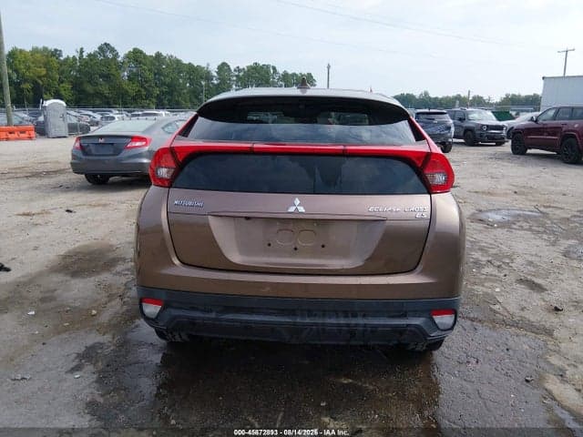 2019 MITSUBISHI ECLIPSE CROSS ES 17
