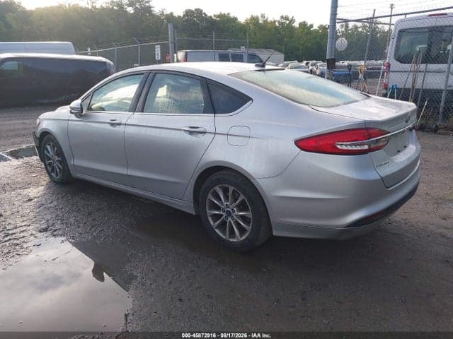 2017 FORD FUSION SE 3