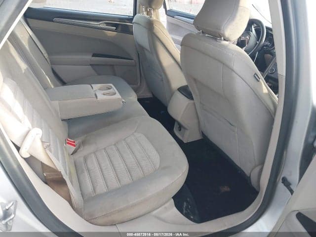 2017 FORD FUSION SE 8