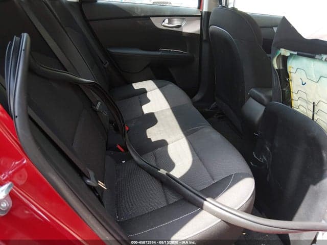 2023 KIA FORTE LXS 8