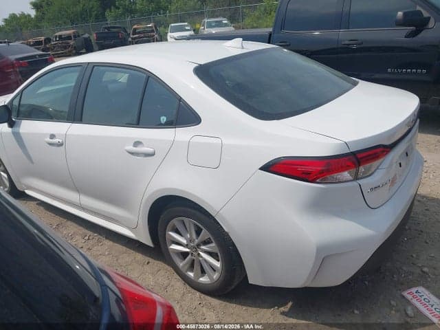 2026 TOYOTA COROLLA LE 3