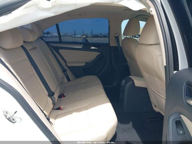 2017 VOLKSWAGEN JETTA 1.4T SE 8