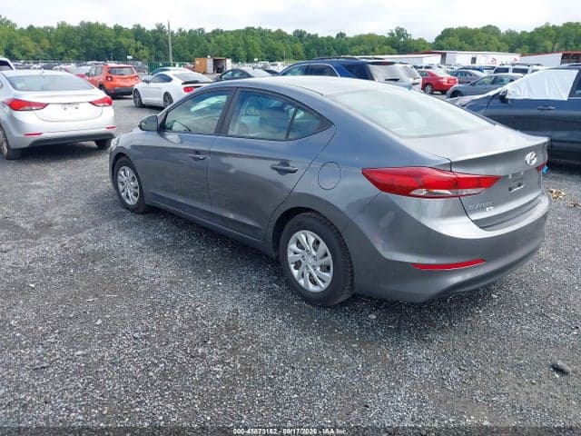 2018 HYUNDAI ELANTRA SE 3