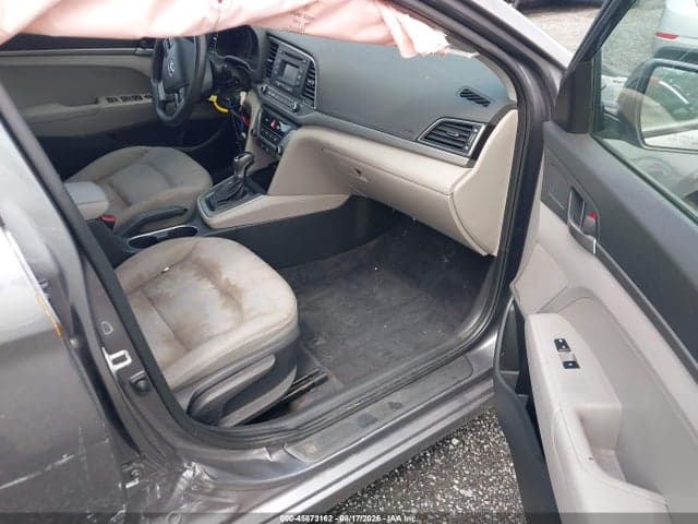 2018 HYUNDAI ELANTRA SE 5