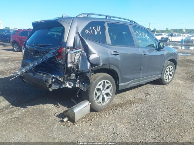 2023 SUBARU FORESTER PREMIUM 4
