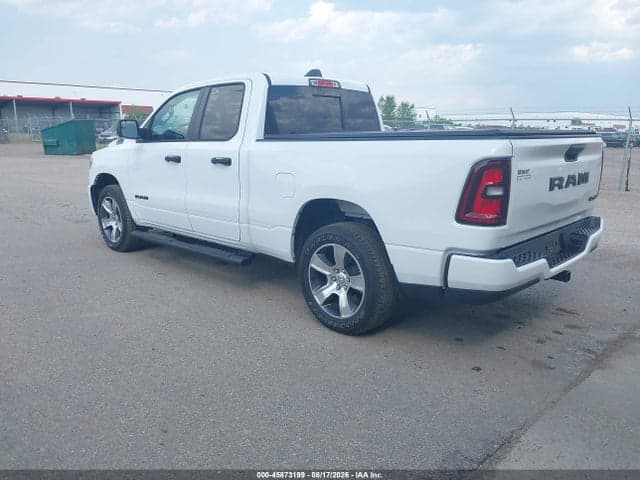 2026 RAM 1500 EXPRESS 4X4 6'4 BOX 3